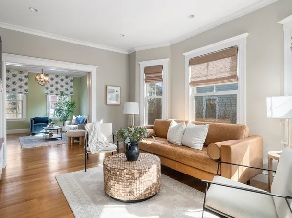 85 Manet Rd, Newton, MA 02467