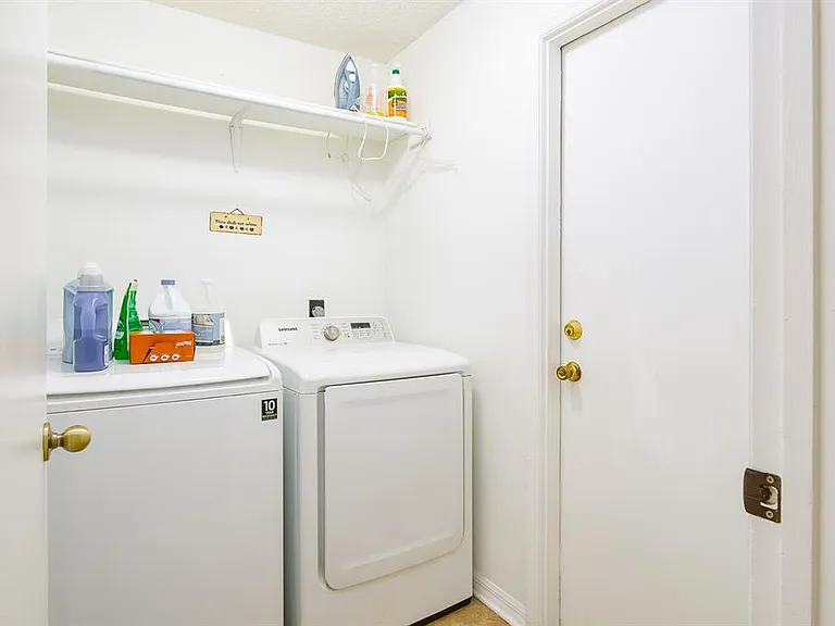 254 Oak Park Pl — Photo 9