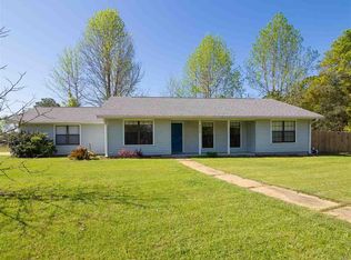 8415 Nevada St, Navarre, FL 32566