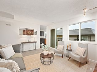 9517 NE 180th St APT B201, Bothell, WA