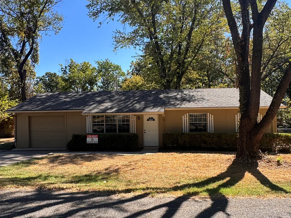 108 & Wolfcreek Dr