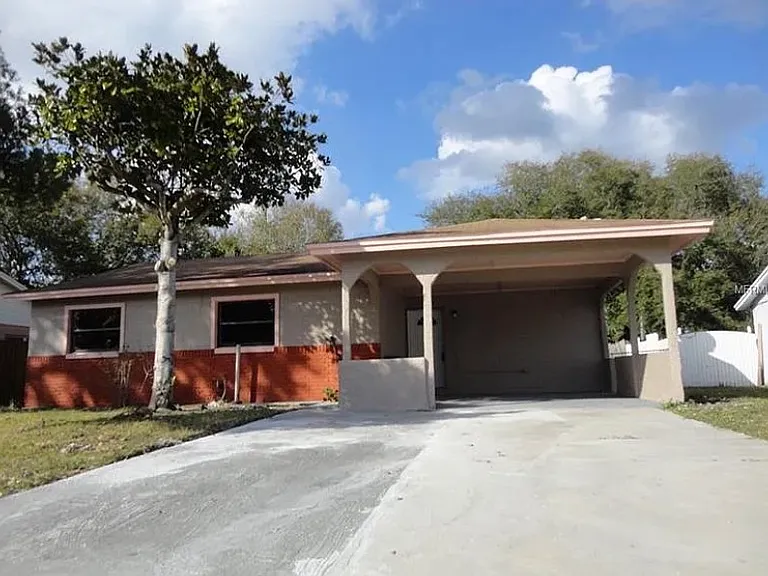 411 Lesesne St — Photo 3