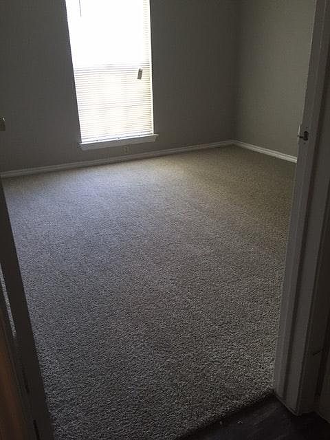 2nd image of 2317 Kingsford Ct