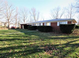 212 E South St, BAINBRIDGE, IN 46105