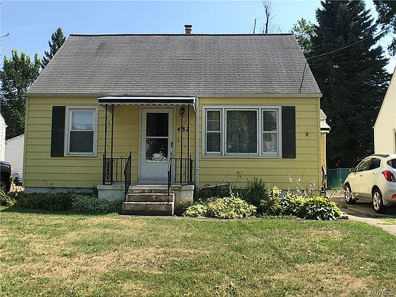 2nd image of 487 Saint Lawrence Ave