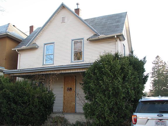 5th image of 592 Hudson Ave