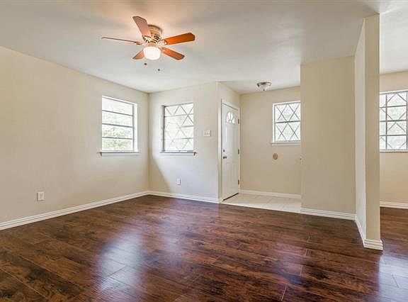 2nd image of 905 Hardy Dr