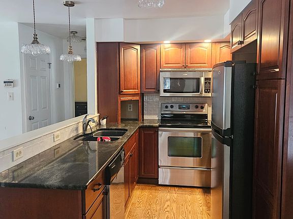 3rd image of 116 Cheyney Dr
