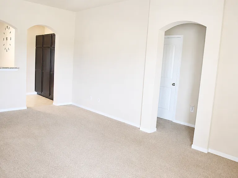 1702 Arborside Dr — Photo 15