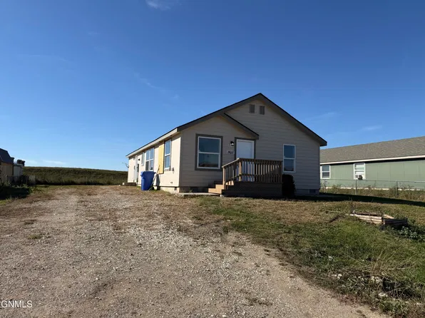 5615 Border Ave, Williston, ND 58801