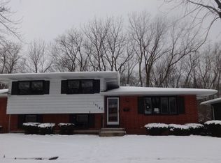19140 Wildwood Ave, Lansing, IL