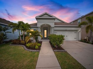 5223 Admiral Pointe Dr, Apollo Beach, FL 33572