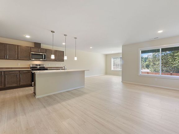 3rd image of 7801 24th Ct SE