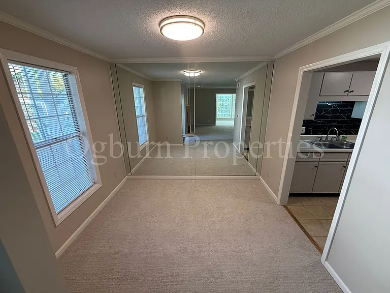 640 Balfour Rd — Photo 5