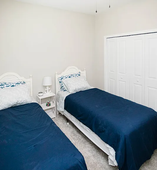 705 E Elm St — Photo 10