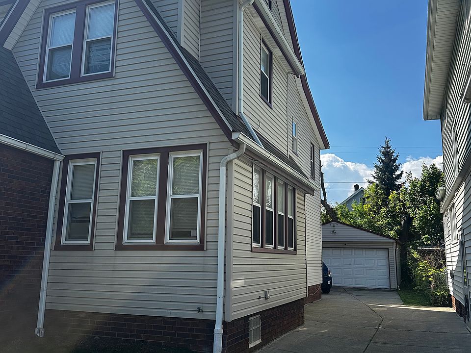 1st image of 13820 Lakeshore Dr