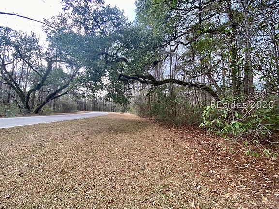 5th image of 3 Blake Ln