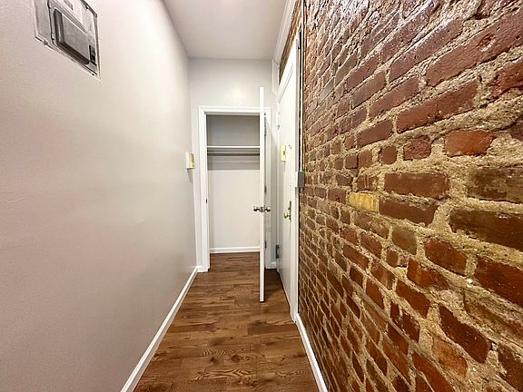 3rd image of 119 Post Ave #33J