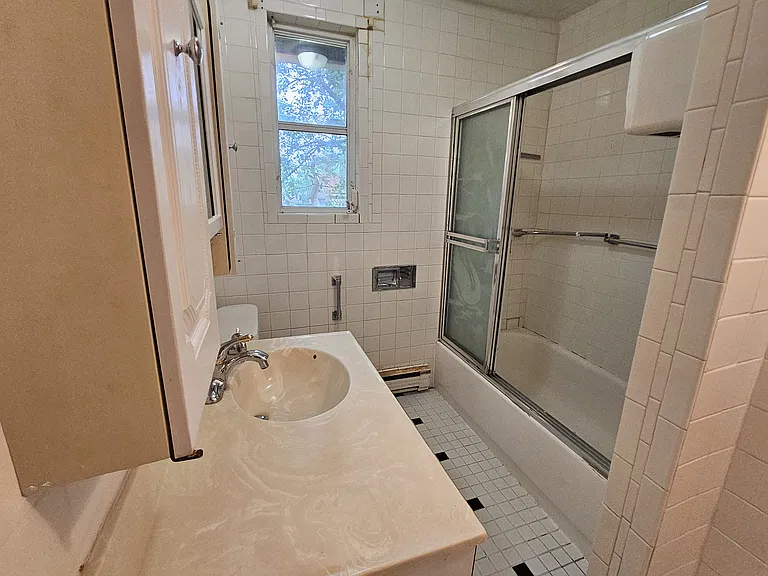 33 Melody Lake Dr — Photo 7