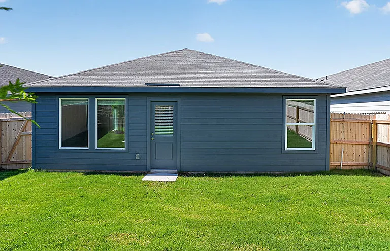 Sienna at Applewood Grove Rental Homes — Photo 15