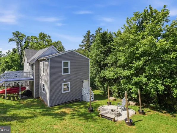 223 Andrew Chapel Rd, Stafford, VA 22554