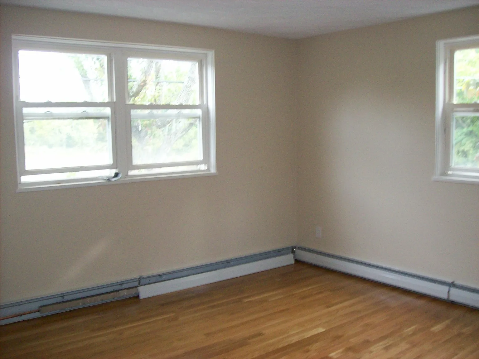 2 bed, 730 sqft, $2,550 — Photo 3