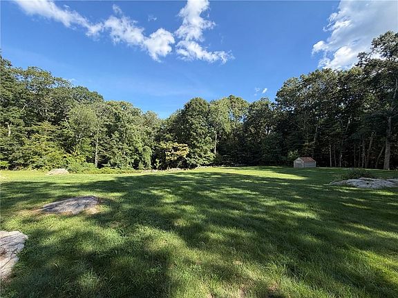 2nd image of 778 Hammet Rd