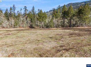 1 Drive, Harrisburg, OR 97446