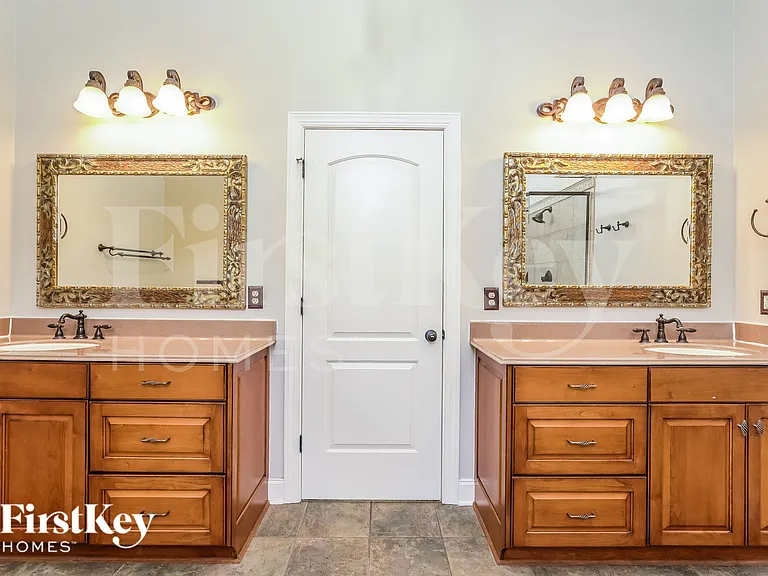 1088 Feldspar Ln — Photo 11