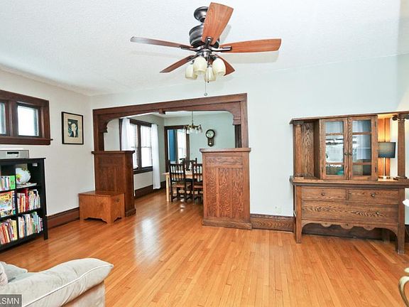 2nd image of 856 Sherwood Ave
