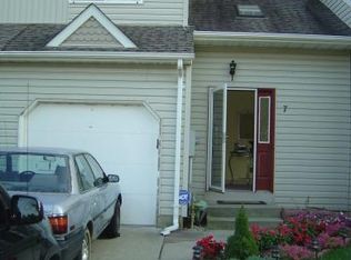 7 Caraway Ct, Lumberton, NJ 08048
