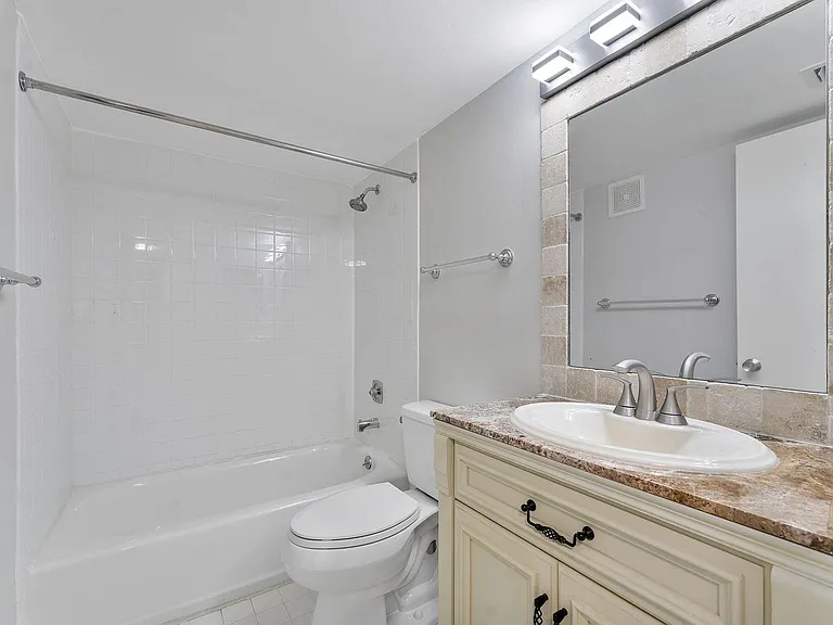159 NW 70th St #603 — Photo 24