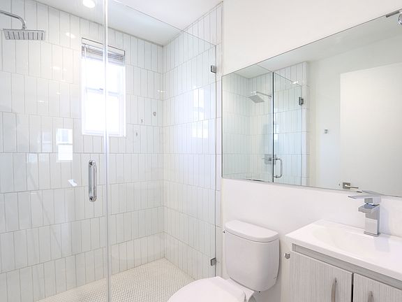 5th image of 425 N Coronado St #425.5