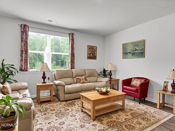 5th image of 5375 Black Oak Court