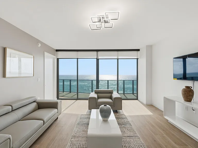 900 N Ocean Blvd #802 — Photo 7