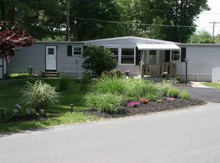 1 Pondview Ter, Danbury, CT 06810