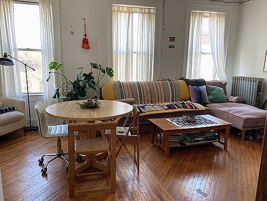 1st image of 359 Lewis Ave APT 4L