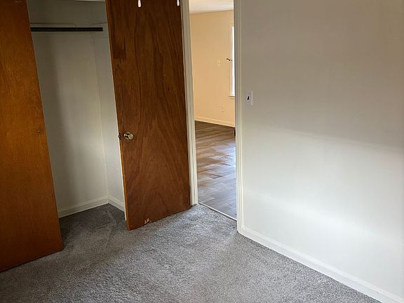 3rd image of 19 California Dr APT 3