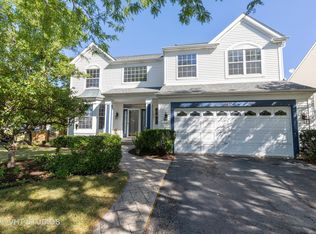 42 Crisfield Dr, Grayslake, IL 60030