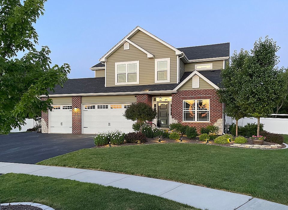 1st image of 880 Somerset Ct