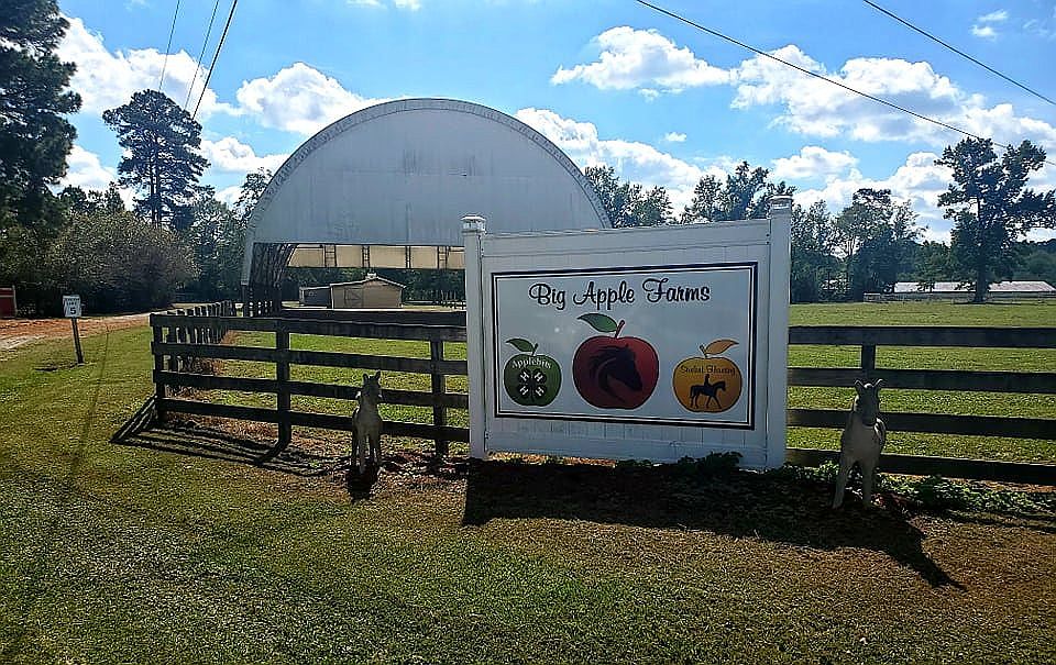 1st image of 1130 Big Apple Farms Ln