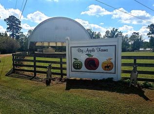 1130 Big Apple Farms Ln, Williamston, NC 27892