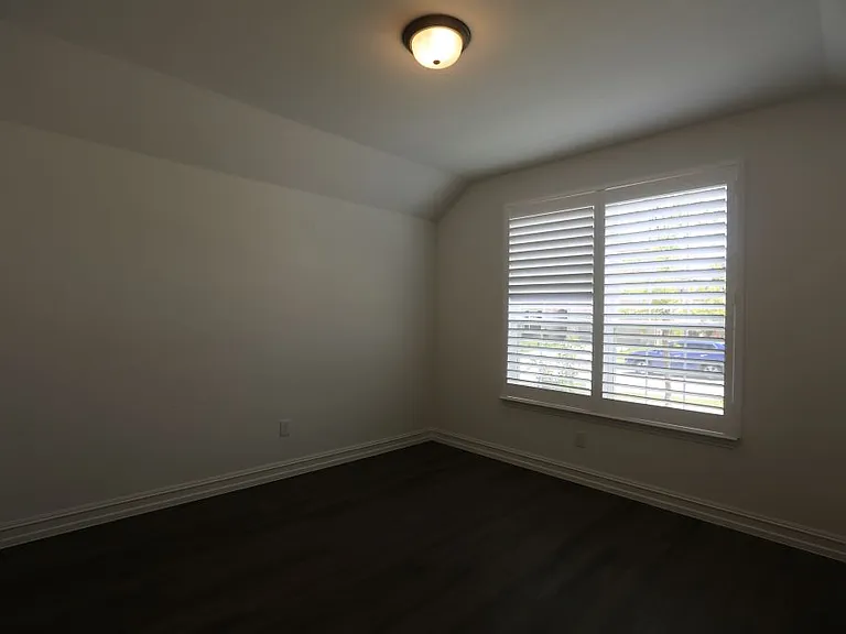 3412 Marginal Dr — Photo 24