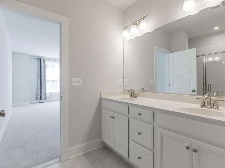 2618 Lassen Walk #A — Photo 44
