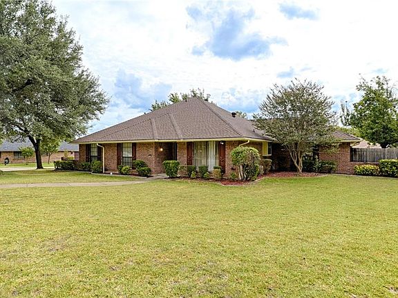 2nd image of 1722 Sparta Dr