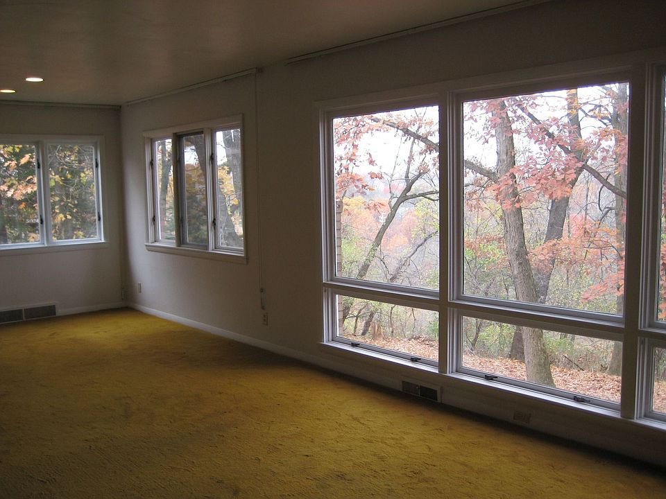 2nd image of 110 Hodil Ter