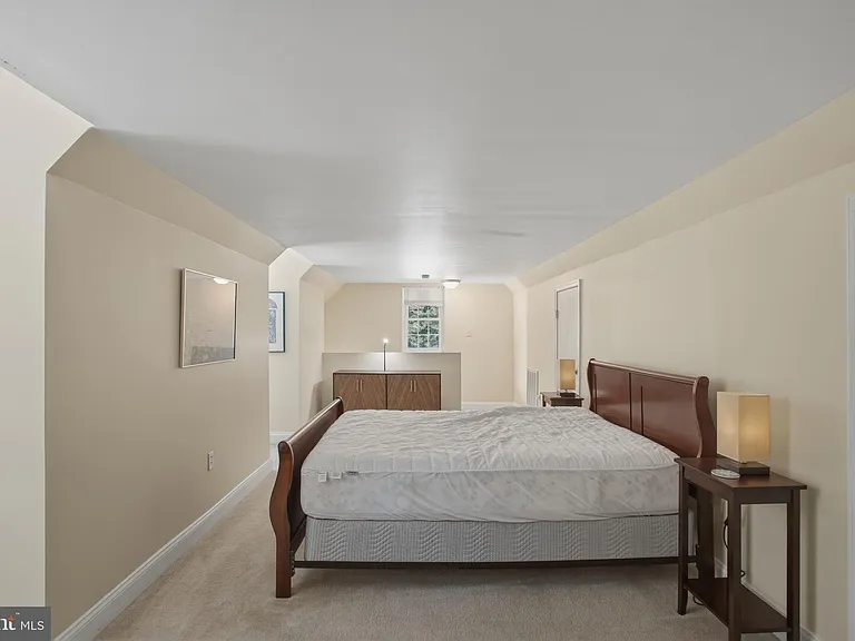 6485 Tip Hill Dr — Photo 11