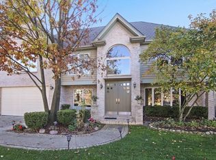 3201 Dell Pl, Glenview, IL 60025