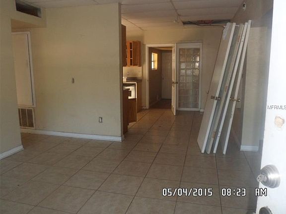2nd image of 3901 Trovati St