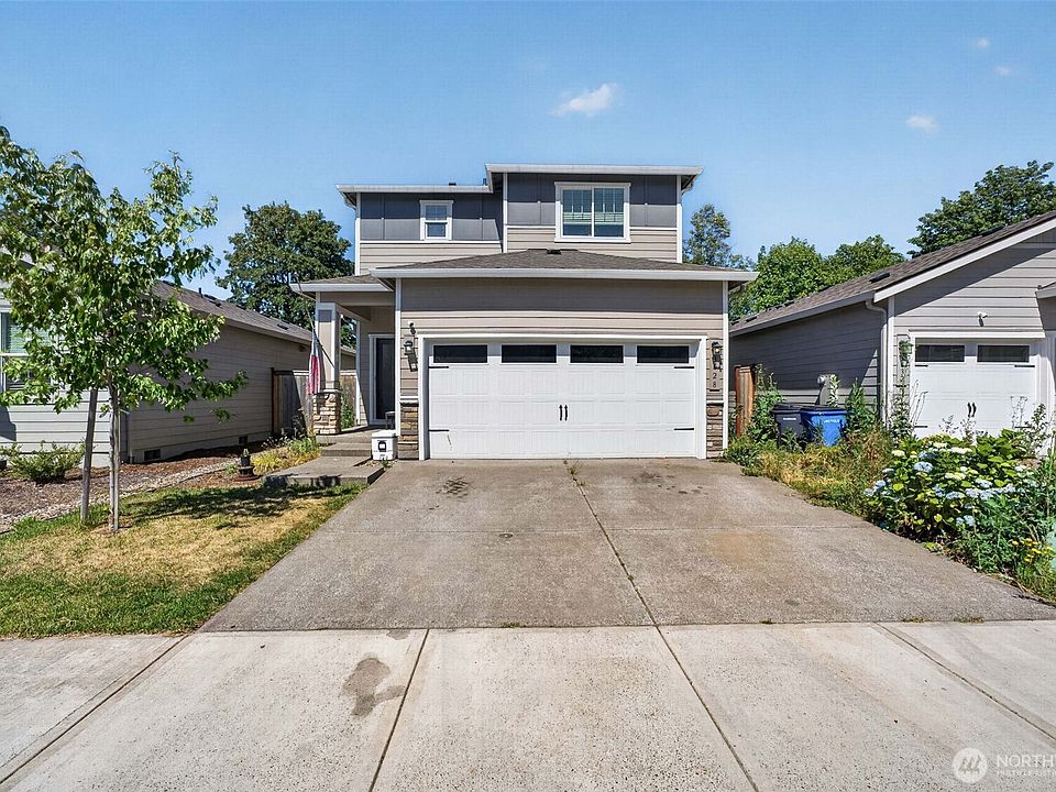 1st image of 3428 NE 120th Circle